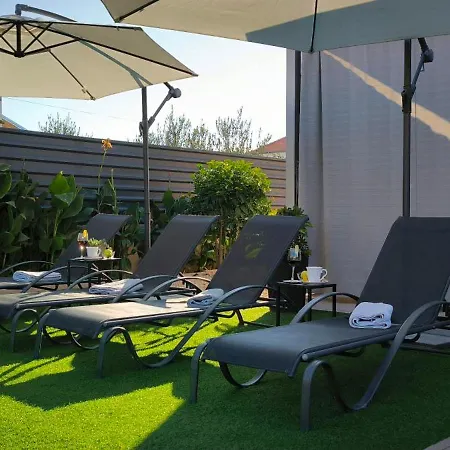 Anima Mea, Semesterbostad *