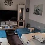 Anima Mea, Zára