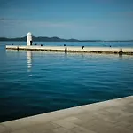 Nyaraló Anima Mea, Zára
