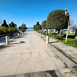 Anima Mea, Nyaraló